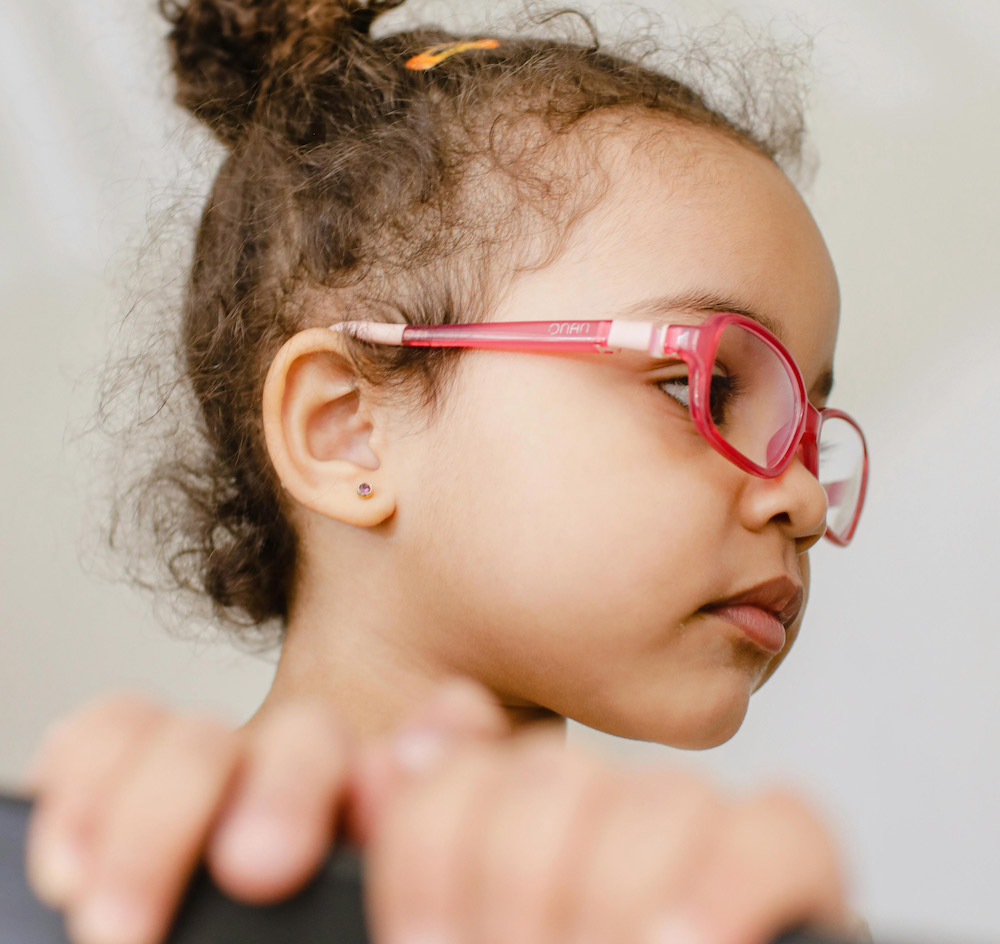 Servicios Ópticos > Control de miopía 2 lentes oftalmicas control miopia